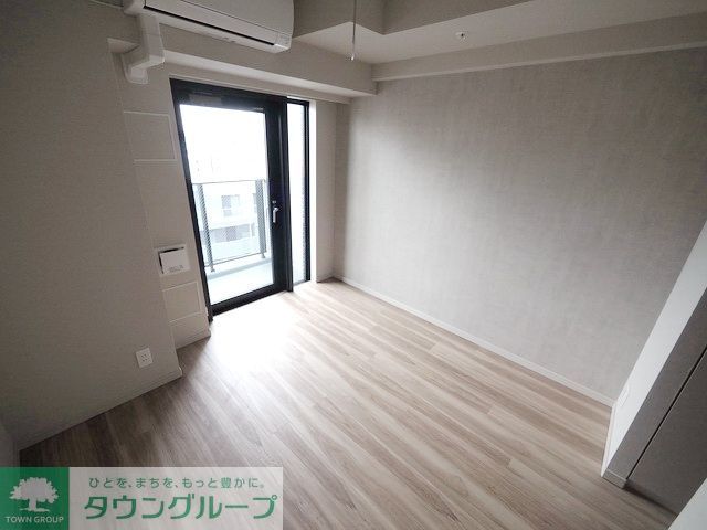 ベルグレード川崎AZの居間写真