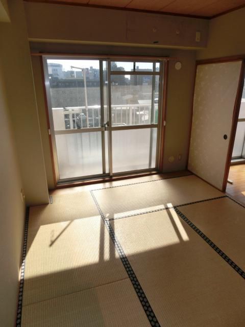 その他部屋・スペース　和室６帖