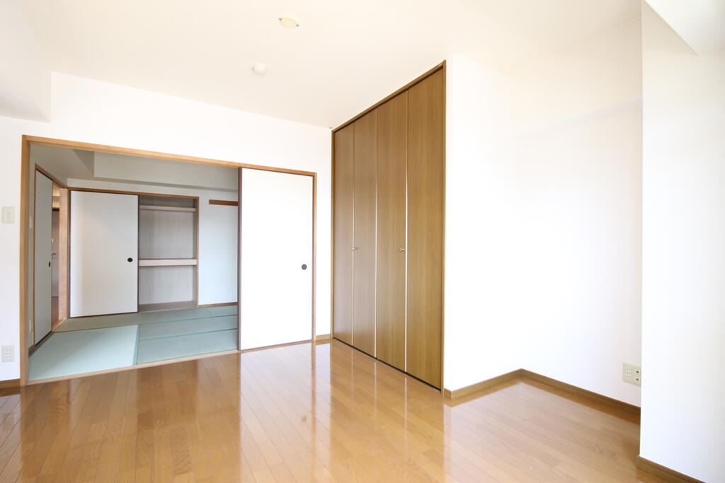 居室・リビング　洋室（1）約7.5帖