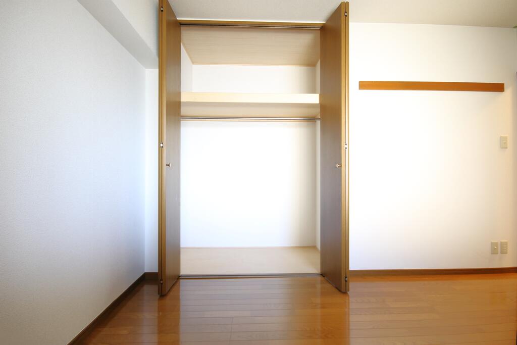 その他設備　洋室(2) 収納