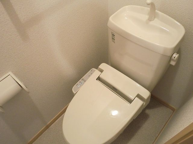 【カレント・レジデンスのトイレ】