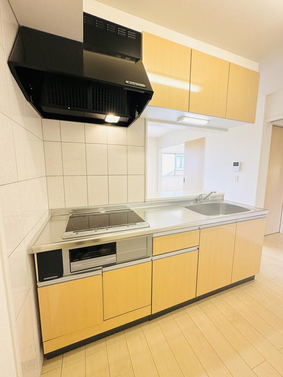 その他　IHクッキングヒーター付き