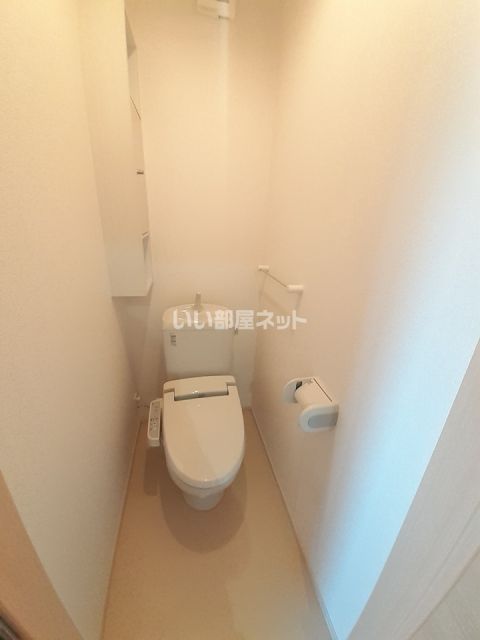 【西条市丹原町古田のアパートのトイレ】