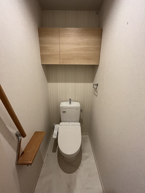 【茨木市郡山のマンションのトイレ】