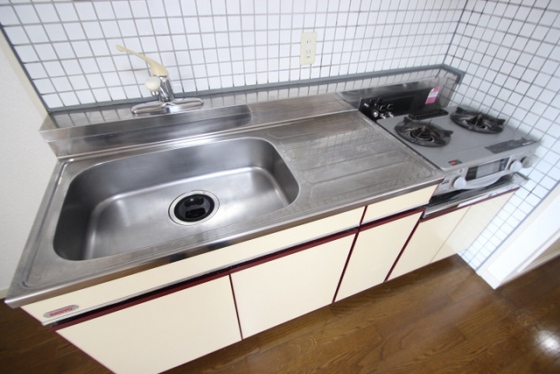 キッチン　※別部屋の写真です