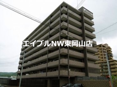 アルファステイツ高屋の建物外観