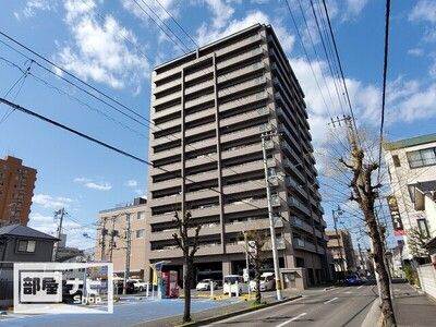 【高松市番町のマンションの建物外観】