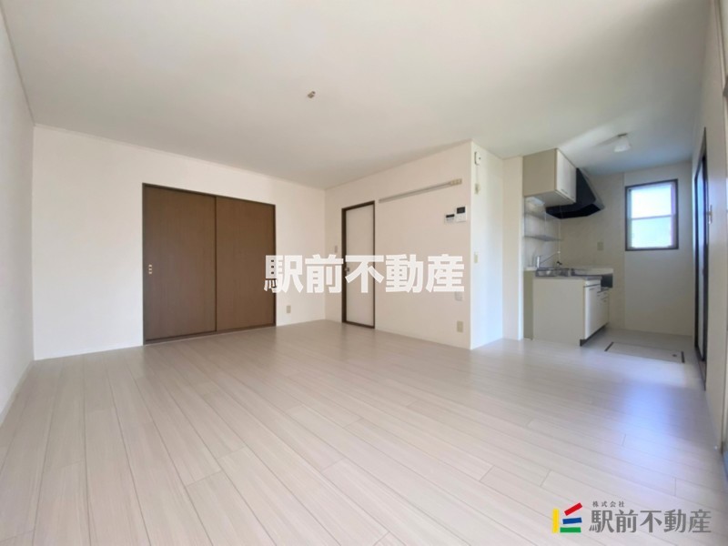 居室・リビング　別棟別部屋写真流用