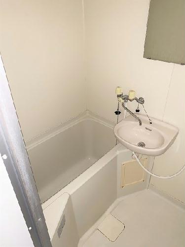 バス・シャワールーム　現況優先