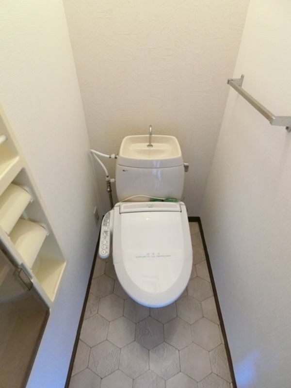 トイレ　図面と現状に相違がある場合には現状を優先