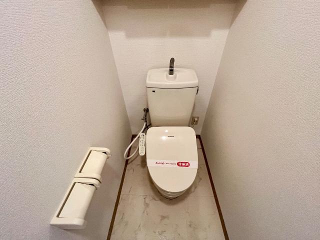 トイレ　シャワー付トイレ