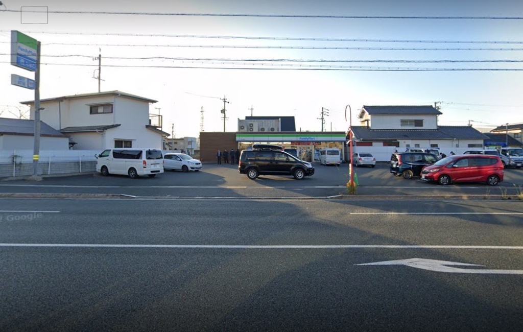 コンビニ　ファミリーマート 浜松将監店（コンビニ）まで338m