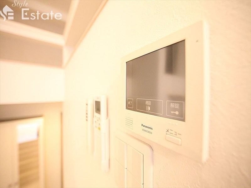 セキュリティ　モニター付きインターホン