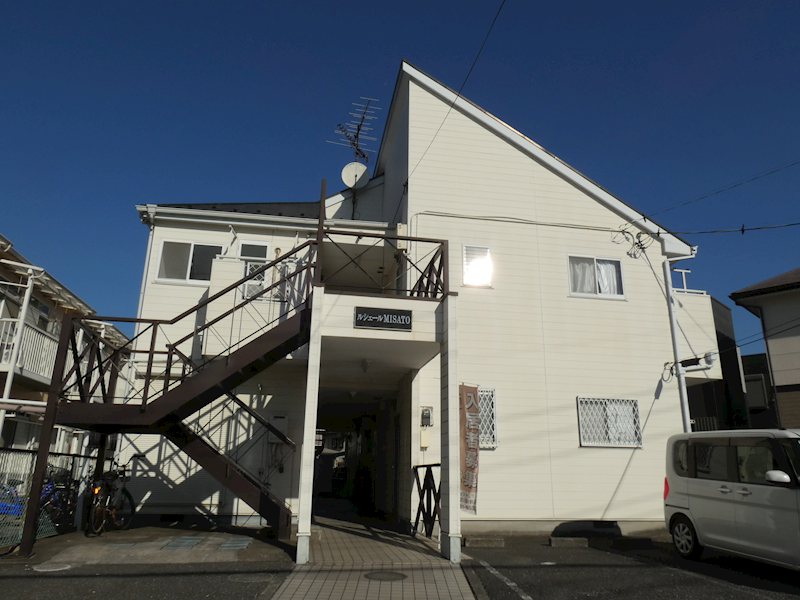 建物外観　ルシエール三郷のご紹介は住まいの窓口アソシエにお任せ下さい