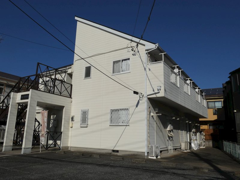 建物外観　ルシエール三郷のご紹介は住まいの窓口アソシエにお任せ下さい