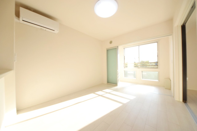 居室・リビング　～広々お部屋で気持ちいい～同施工会社同間取り参考写真～