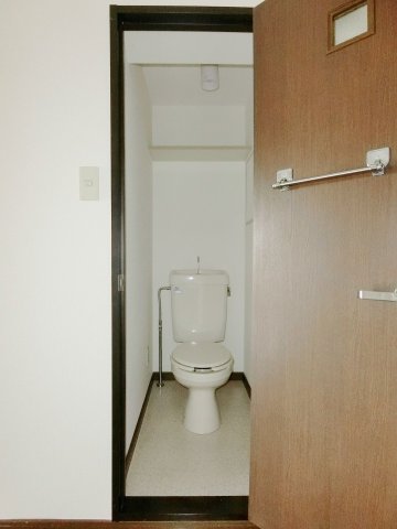 トイレ　イメージ402号室の写真