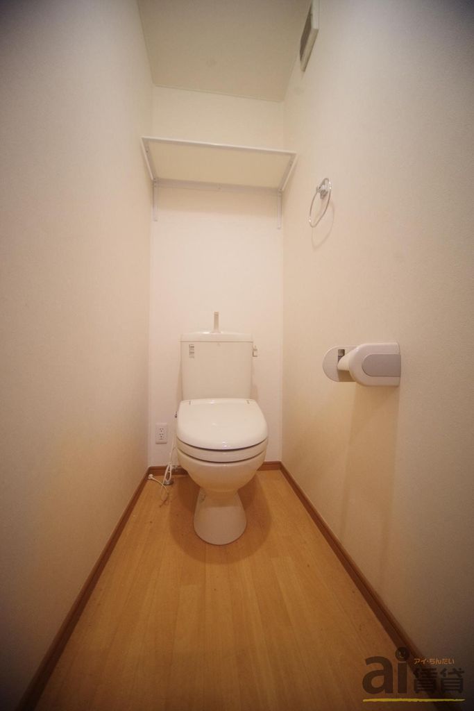 トイレ　※同仕様写真