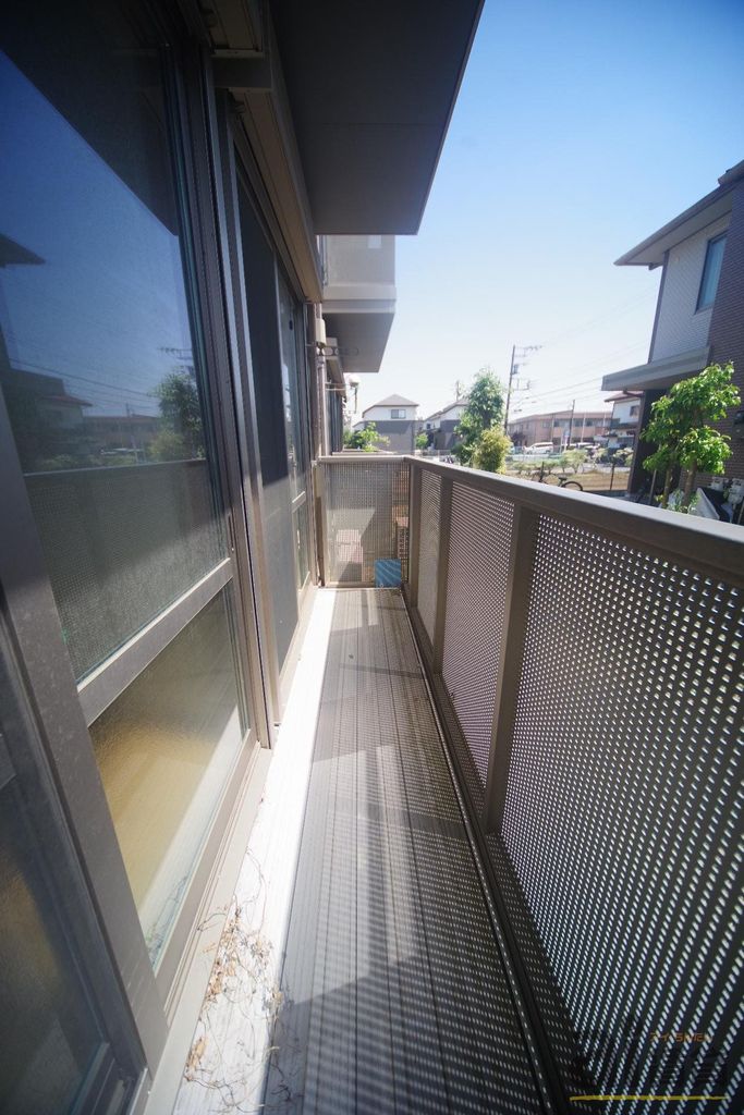バルコニー　※同仕様写真