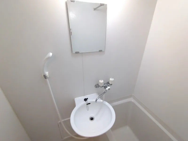 洗面設備　同仕様