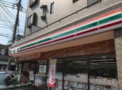 コンビニ　セブンイレブン 川崎梶ヶ谷駅入口店（コンビニ）まで160m