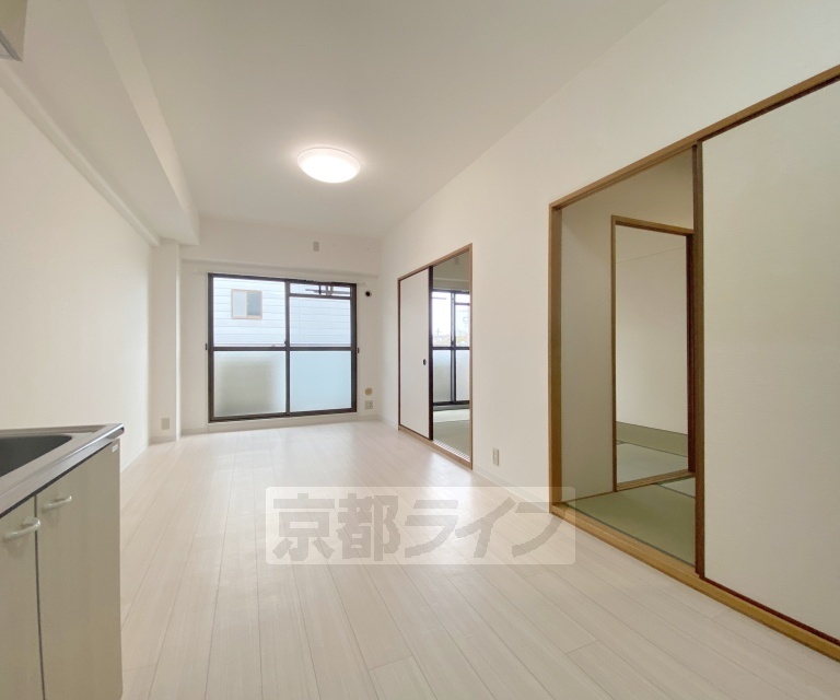 居室・リビング　開放感のあるお部屋です