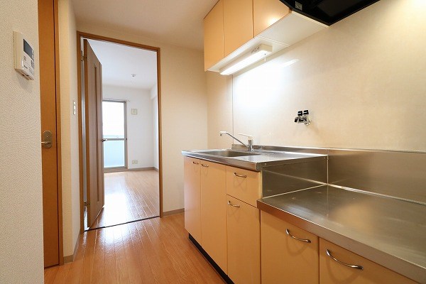 キッチン　広々キッチンスペース！調理もしやすいキッチンです！