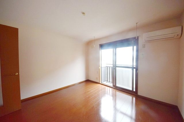 居室・リビング　★お部屋探しは、タウンハウジング多摩センター店へ★