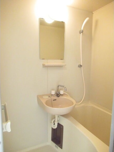 バス・シャワールーム　★☆他社掲載も内見や契約可能！相見積もり大歓迎☆★
