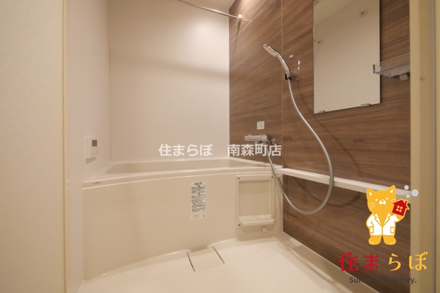 バス・シャワールーム　「見た目じゃなく、心に“しっくりくる”を大切に。」