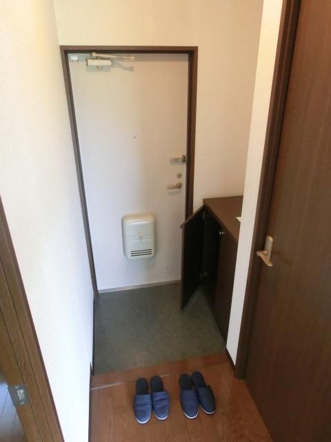 玄関　シューズボックスもございます