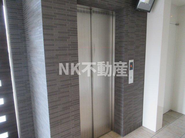 その他　エレベーターです