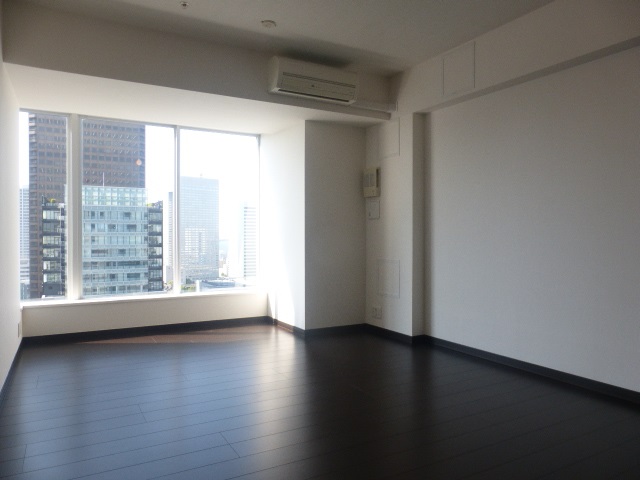 居室・リビング　内観1