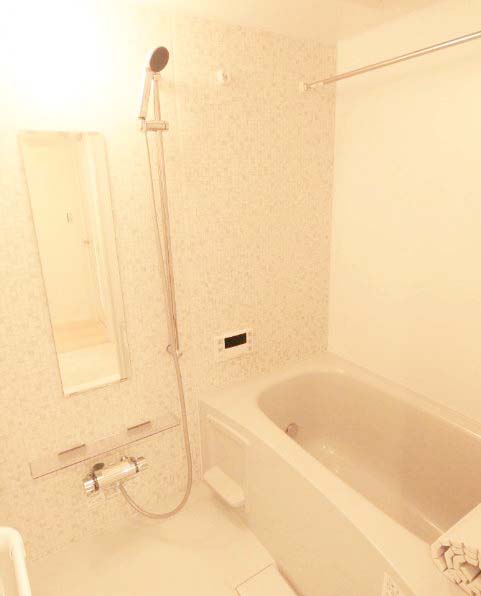 バス・シャワールーム　★追い焚き、浴室乾燥機付きバスルーム★