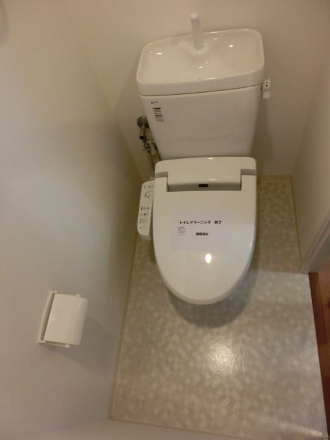 トイレ　ウォシュレット完備