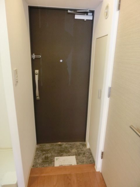 玄関　シューズＢＯＸ付き玄関