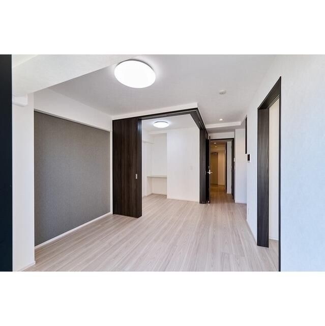 居室・リビング　☆明るい洋室☆