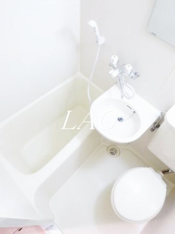 バス・シャワールーム　お風呂です。