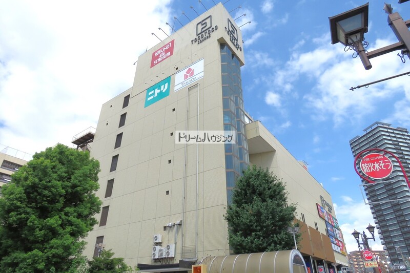 ショッピングセンター　トコトコスクエア（ショッピングセンター）まで732m