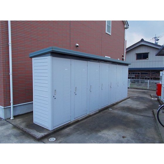 屋外物置