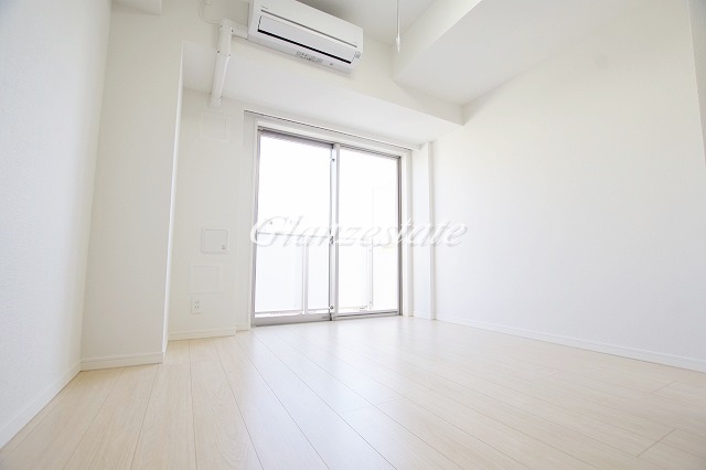 居室・リビング　☆解放感あふれる室内☆