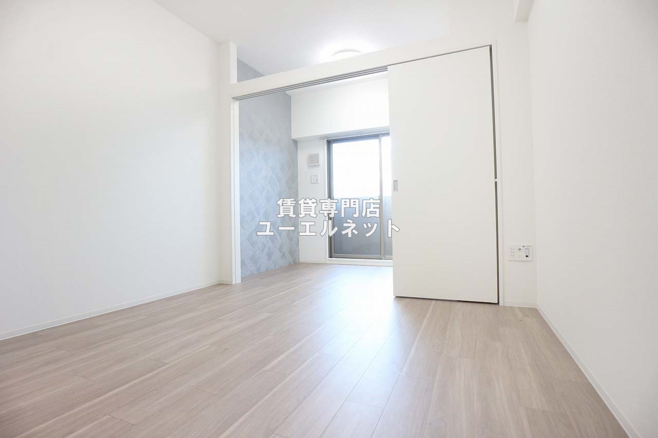 居室・リビング　ゆったりとくつろげる、落ち着きのある居室空間です