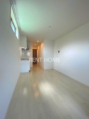 居室・リビング　リビング８帖