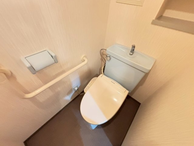 トイレ　詳細は、RISUMO江坂本店→06-6155-7137まで♪