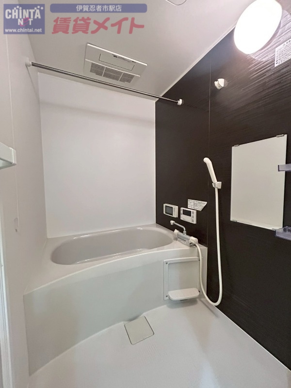 バス・シャワールーム　別部屋参考写真となります。