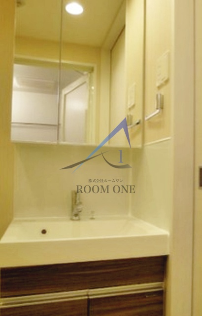 洗面設備　洗面台です。