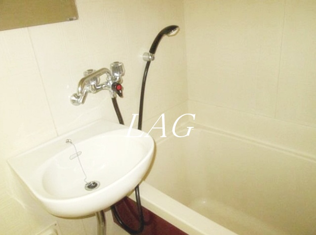 バス・シャワールーム　お風呂です。