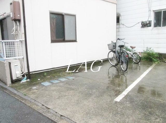その他共有部分　駐輪スペースです。