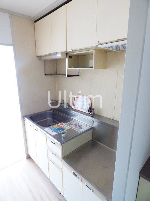 キッチン　別部屋のお写真です。ご参考までに！