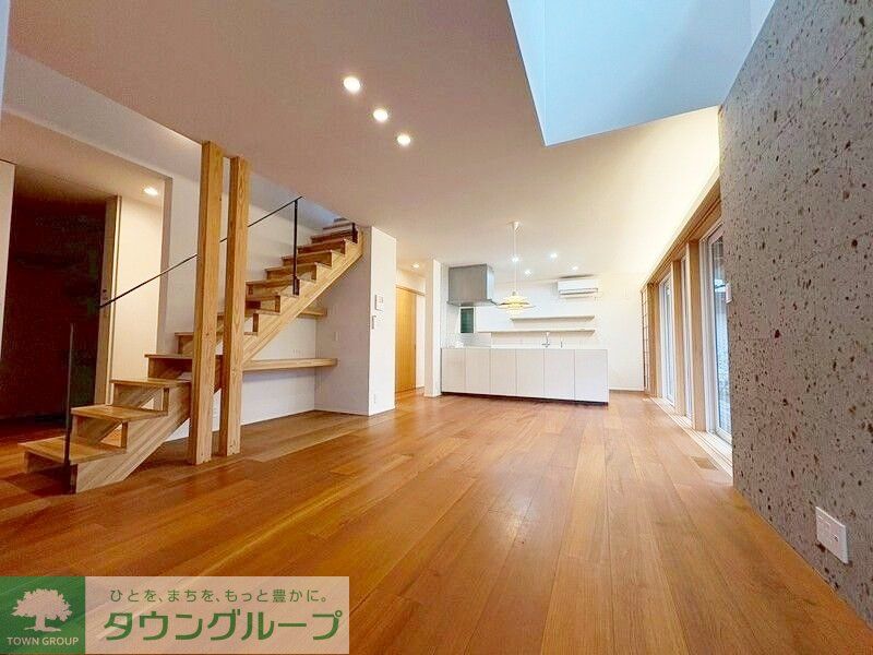 居室・リビング　お問合せはタウンハウジングまで！※現地待合わせ相談可能